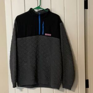 Vinyard Vines quarter zip pullover.Black&gray w/blue accents. Mens size Large